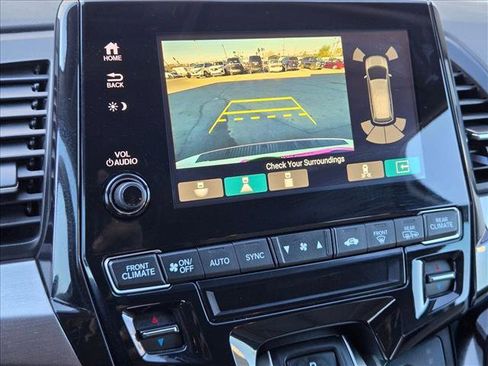 Used 2024 Honda Odyssey Touring image 14