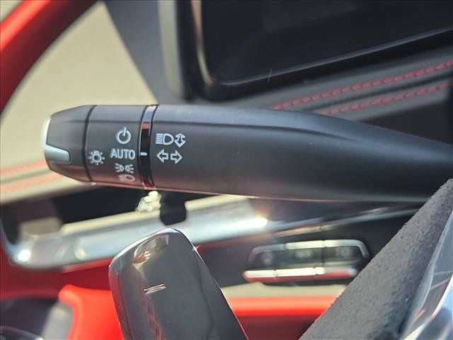 Used 2023 Chevrolet Corvette Stingray Premium Conv w/ Stealth Interior Trim Package RWD image 15