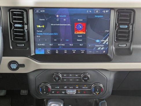 Used 2022 Ford Bronco Wildtrak AWD/4WD image 13