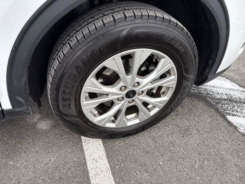 Used 2023 Ford Escape Active image 11