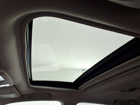 Used 2019 Subaru Outback 3.6R Touring image 15