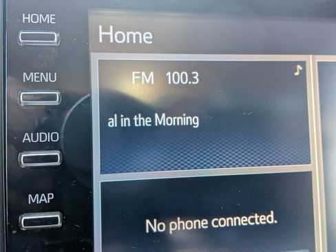 Used 2022 Toyota Tacoma SR5 w/ Technology Package image 27