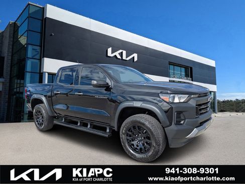 Used 2023 Chevrolet Colorado Trail Boss w/ Advanced Trailering Package image 1