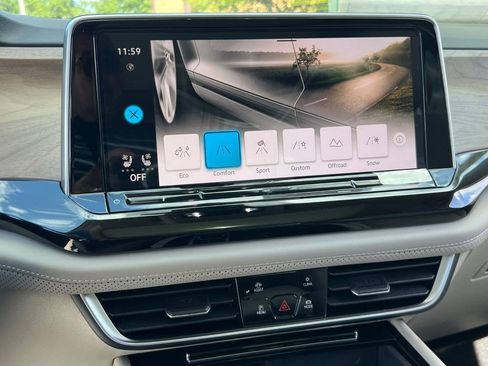 New 2026 Volkswagen Atlas SE image 25