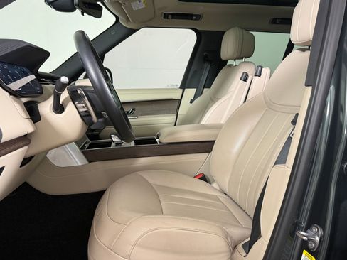 Certified 2024 Land Rover Range Rover SE AWD/4WD image 5