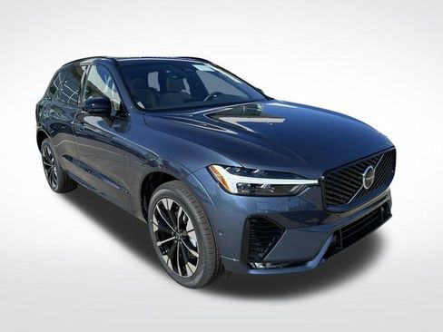 New 2026 Volvo XC60 B5 Plus w/ Climate Package image 2