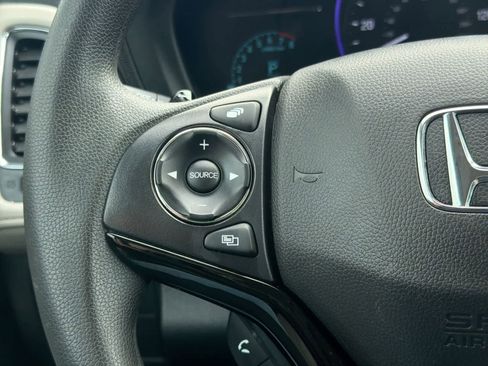 Used 2022 Honda HR-V EX image 26