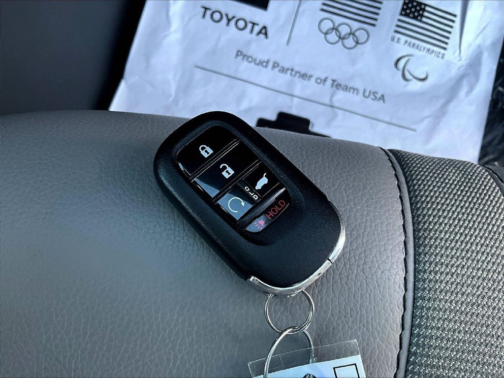 Certified 2024 Honda Pilot EX-L image 36