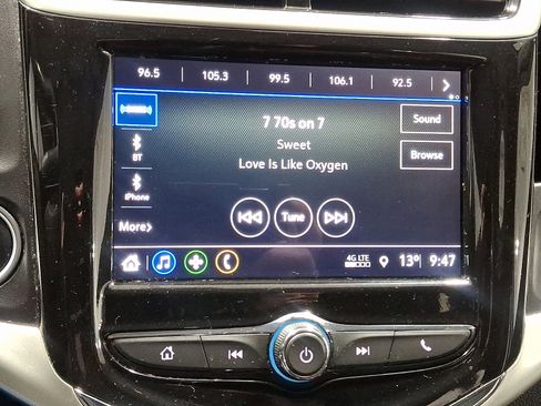 Used 2018 Chevrolet Sonic LT w/ Convenience Package image 16