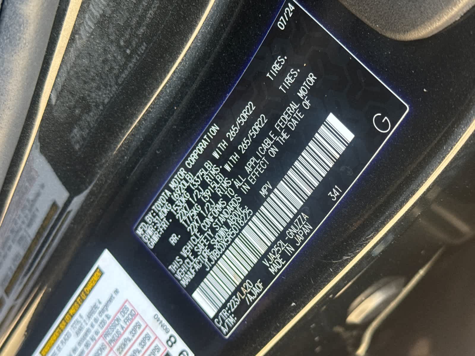 Used 2024 Lexus GX 550 w/ Accessory Package (31) AWD/4WD image 28