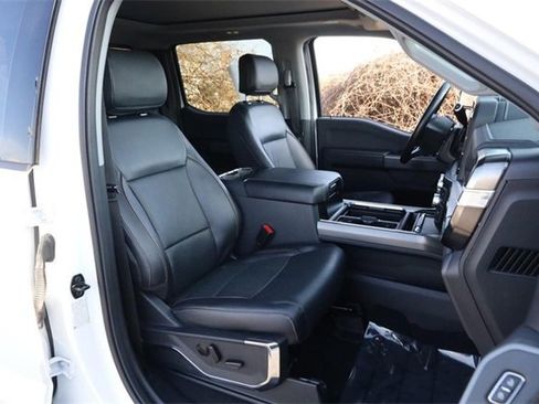 Certified 2023 Ford F350 Lariat w/ Lariat Ultimate Package image 26