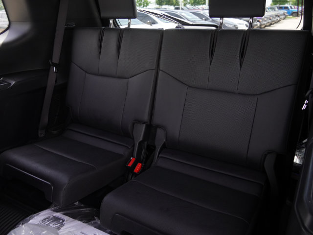 Used 2024 Lexus GX 550 w/ Accessory Package (2T) AWD/4WD image 16