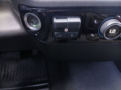 Used 2024 Chevrolet Silverado 1500 LT w/ Texas Edition Plus image 10