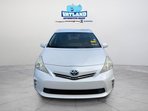 Used 2013 Toyota Prius V Two image 8