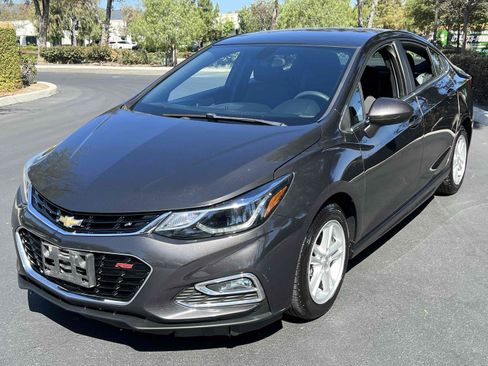 Used 2017 Chevrolet Cruze LT w/ RS Package FWD image 67