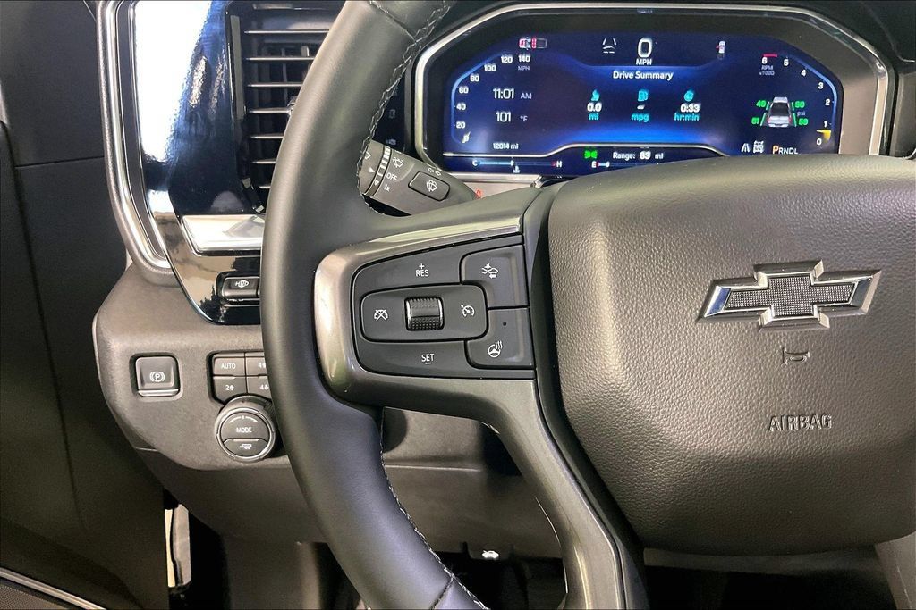 Used 2024 Chevrolet Silverado 2500 High Country w/ High Country Premium Package AWD/4WD image 23