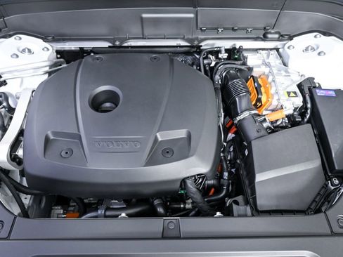 New 2026 Volvo XC90 T8 Ultra w/ Protection Package Premier image 37