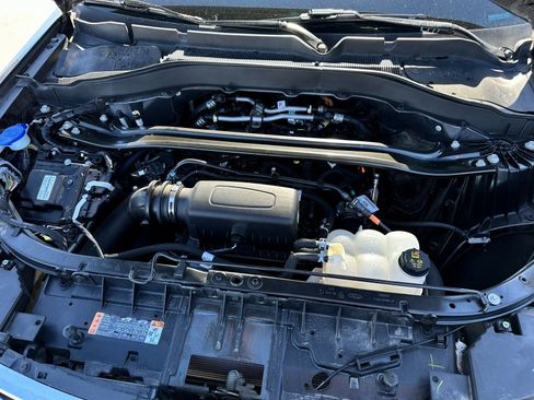 Used 2023 Ford Explorer Limited image 30