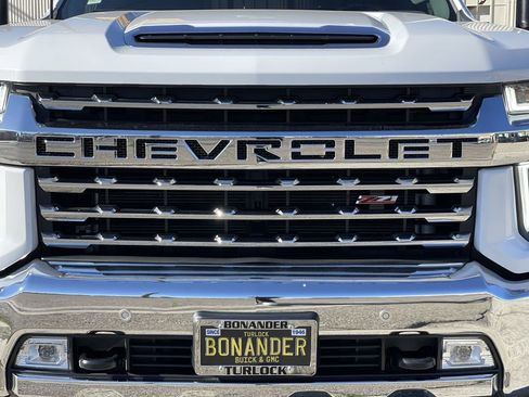 Used 2022 Chevrolet Silverado 2500 LTZ w/ LTZ Plus Package image 29