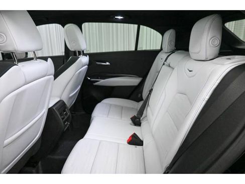 Used 2024 Cadillac XT4 Sport image 19