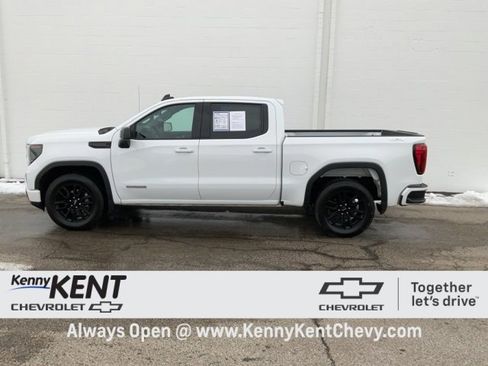 Used 2024 GMC Sierra 1500 Elevation image 41