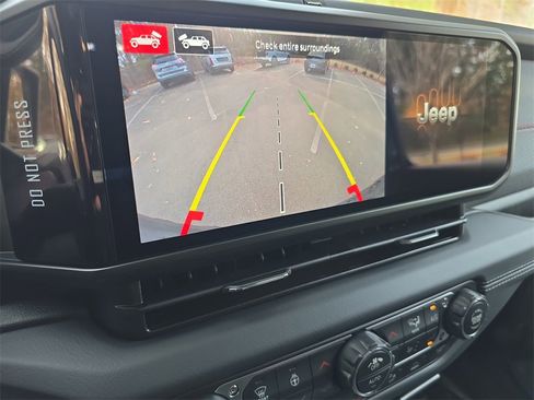 New 2026 Jeep Wrangler Unlimited Rubicon image 23