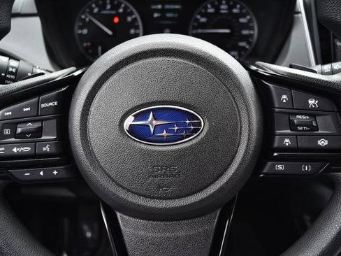 Used 2024 Subaru Crosstrek 2.0i Premium image 17