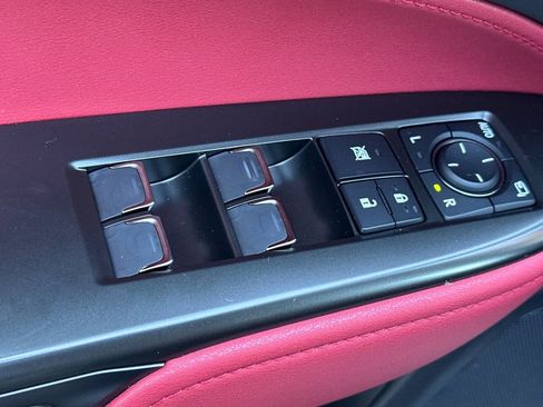 Used 2025 Lexus NX 450h+ F Sport image 13