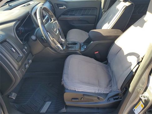 Used 2022 GMC Canyon Denali image 5