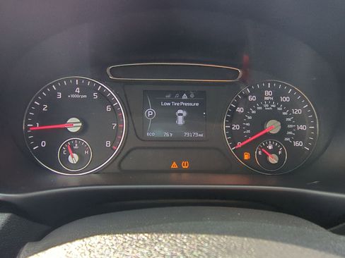 Used 2018 Kia Sorento LX image 21