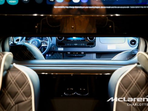 New 2024 Mercedes-Benz Sprinter 3500 image 28