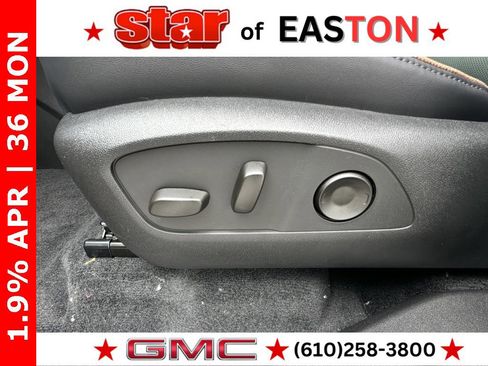 New 2026 GMC Acadia AT4 w/ Luxury Package image 13