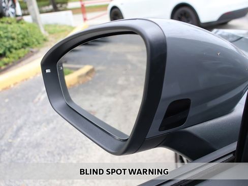 Used 2023 Volkswagen ID.4 S RWD image 7