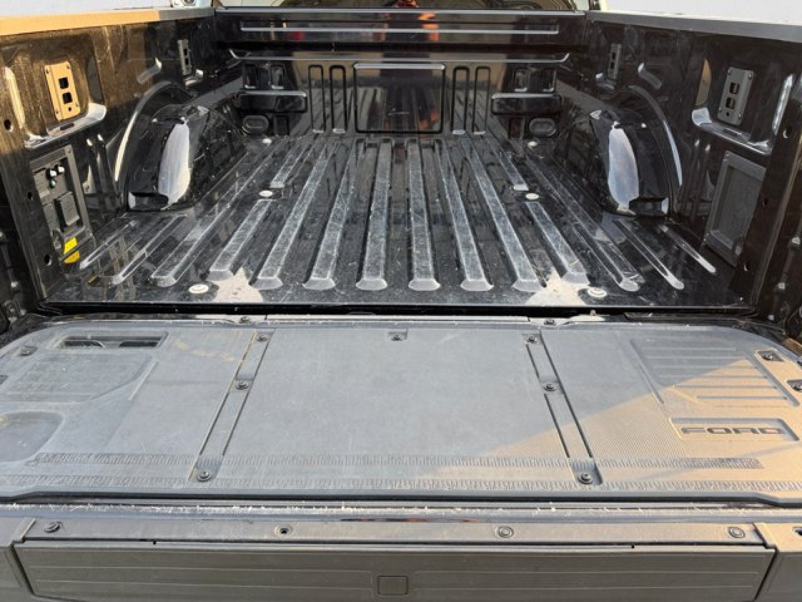 Used 2025 Ford F150 Lightning Flash AWD/4WD image 19