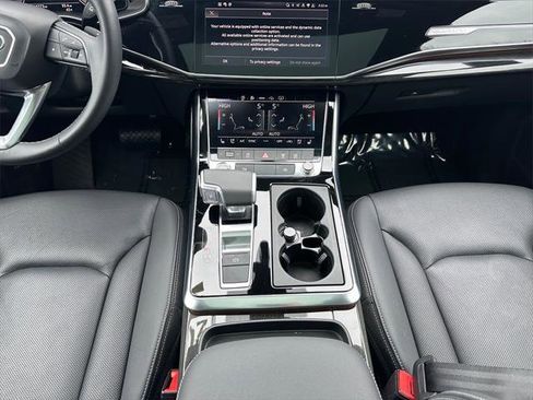 Certified 2025 Audi Q7 3.0T Premium Plus image 11