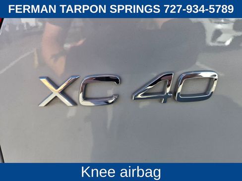 Certified 2021 Volvo XC40 T5 R-Design w/ Advanced Package image 18