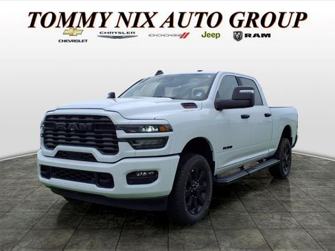 Used 2025 RAM 2500 Big Horn AWD/4WD image 1