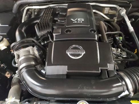 Used 2017 Nissan Frontier SV AWD/4WD image 25