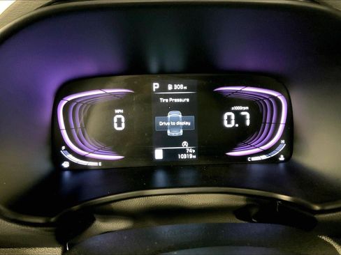 Certified 2025 Kia Soul LX image 20