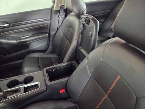 Used 2022 Nissan Altima 2.5 SR image 21
