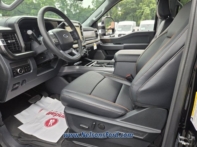 New 2026 Ford F250 Lariat w/ Black Appearance Package AWD/4WD image 7