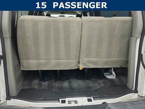 Used 2018 Chevrolet Express 3500 LT w/ LT Preferred Equipment Group image 30