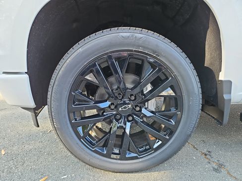 New 2026 Chevrolet Silverado 1500 RST w/ Convenience Package II image 9