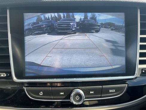 Used 2021 Buick Encore Preferred w/ Safety Package image 17