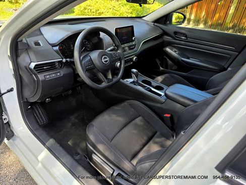 Used 2025 Nissan Altima 2.5 S FWD image 2