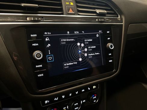 Used 2021 Volkswagen Tiguan SEL AWD/4WD image 15