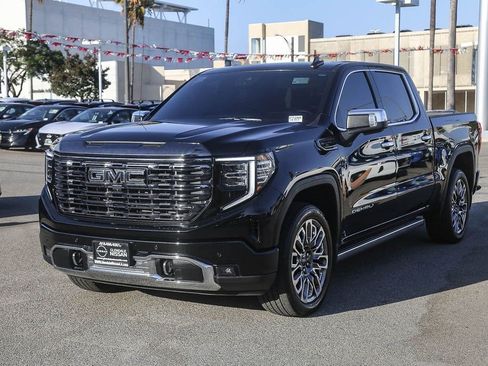 Used 2024 GMC Sierra 1500 Denali Ultimate AWD/4WD image 3