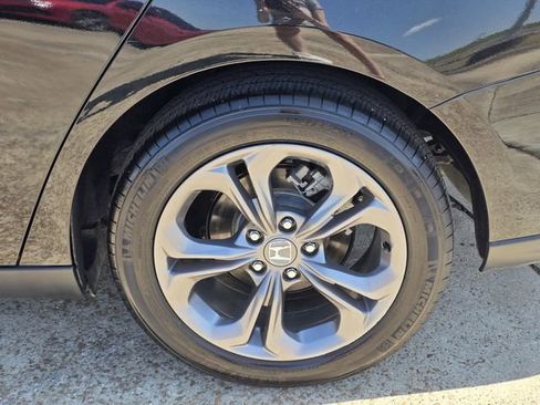 Used 2024 Honda Accord EX image 25