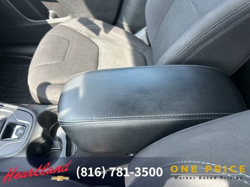 Used 2019 Jeep Cherokee Latitude w/ Popular Appearance Group image 35