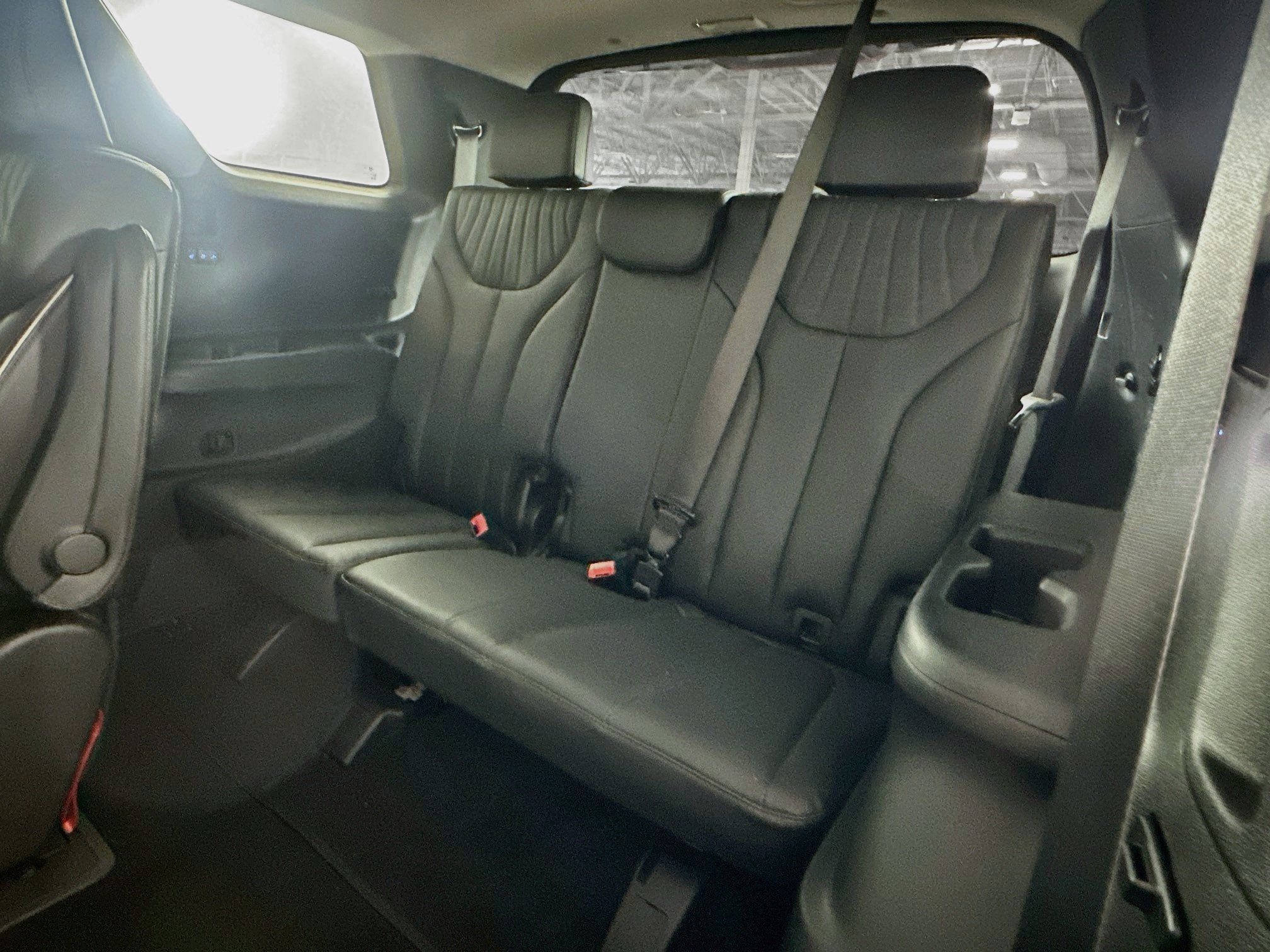 Used 2024 Hyundai Palisade Limited AWD/4WD image 31